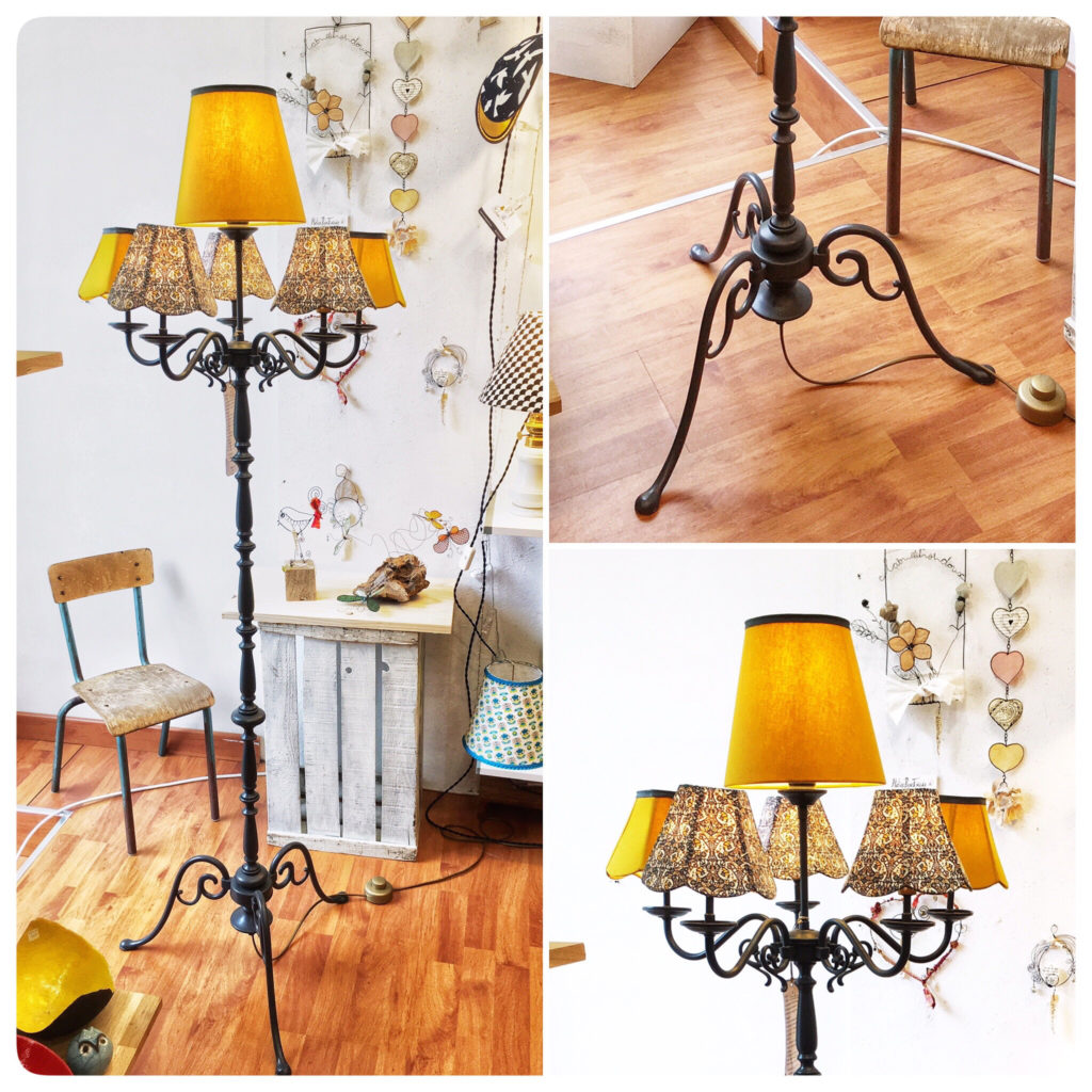 Une lampe haute sur pied avec ses details